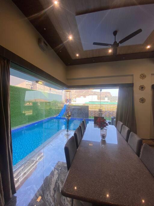 Mount 5 Bhk Luxurious With Private Pool And Full Size Cricket Football Turf Villa *