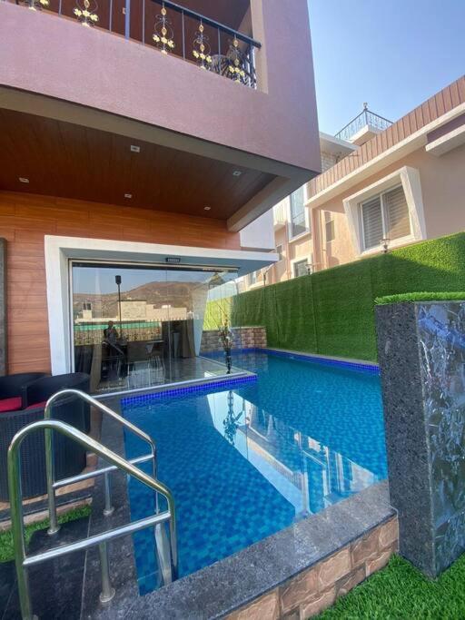 Mount 5 Bhk Luxurious With Private Pool And Full Size Cricket Football Turf Villa