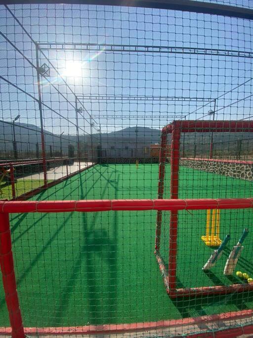 Mount 5 Bhk Luxurious With Private Pool And Full Size Cricket Football Turf Villa *
