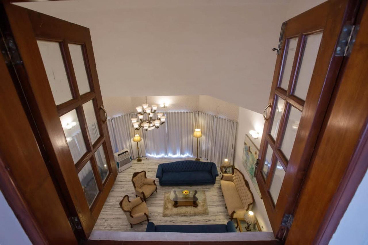 Villa White Horse Villa Lonavala *