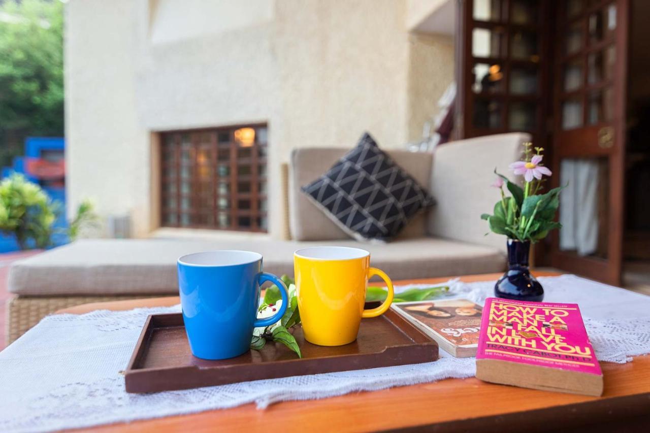 Stayvista's Shantam House - Dive Into Relaxation With A Pool And Tennis Lawn Villa *