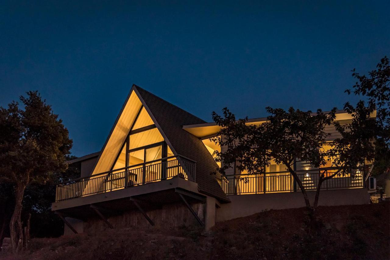 Saffronstays Hillside Harriers, - A Frame With Bathtub For Couples Villa *