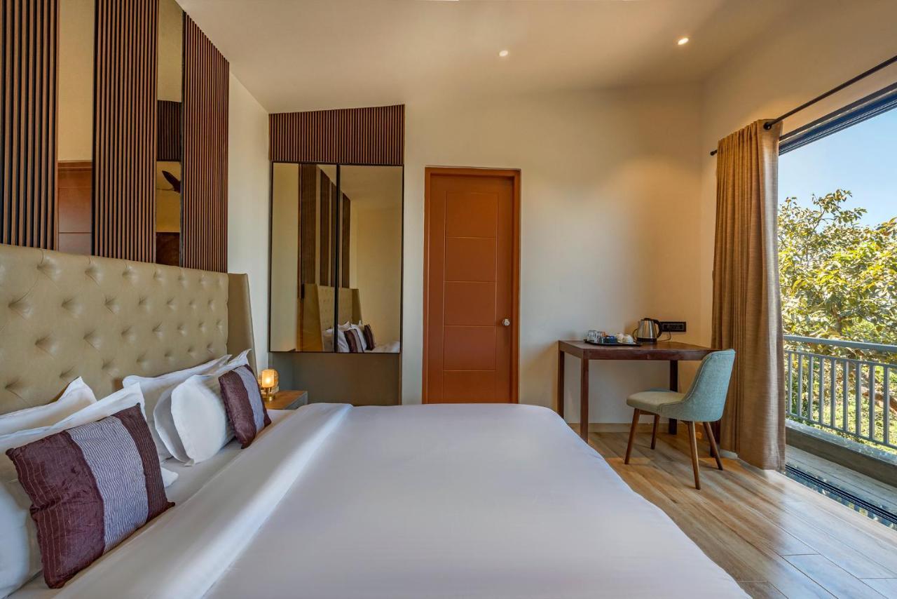 Saffronstays Hillside Harriers, - A Frame With Bathtub For Couples Villa Lonavala