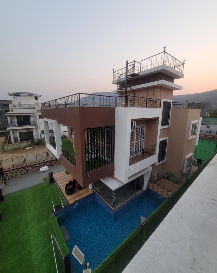 Mount 5 Bhk Luxurious With Private Pool And Full Size Cricket Football Turf Villa