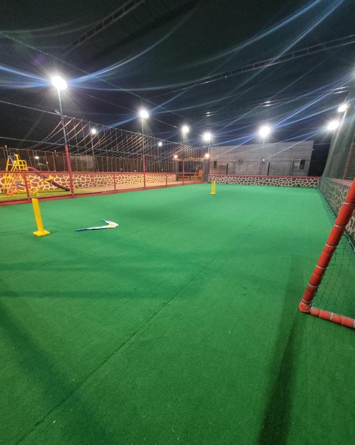Mount 5 Bhk Luxurious With Private Pool And Full Size Cricket Football Turf Lonavala