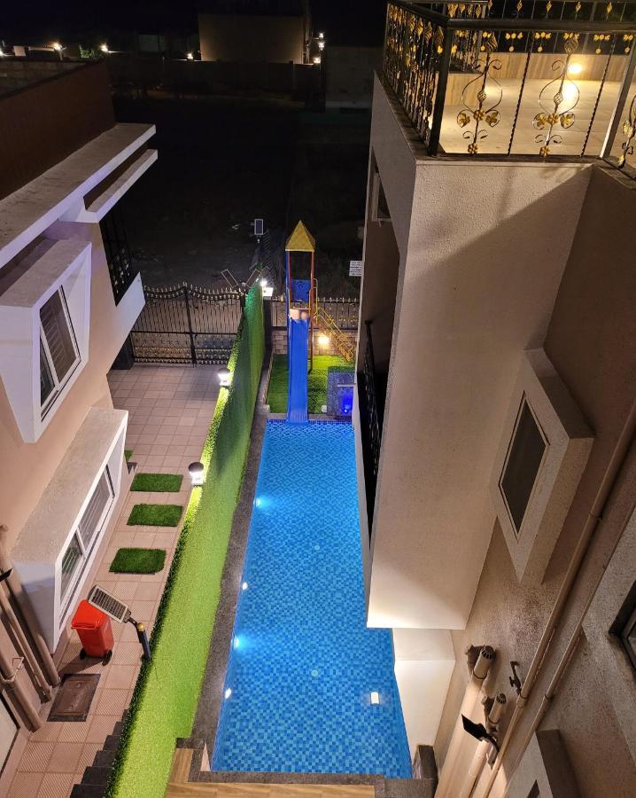 Mount 5 Bhk Luxurious With Private Pool And Full Size Cricket Football Turf Villa