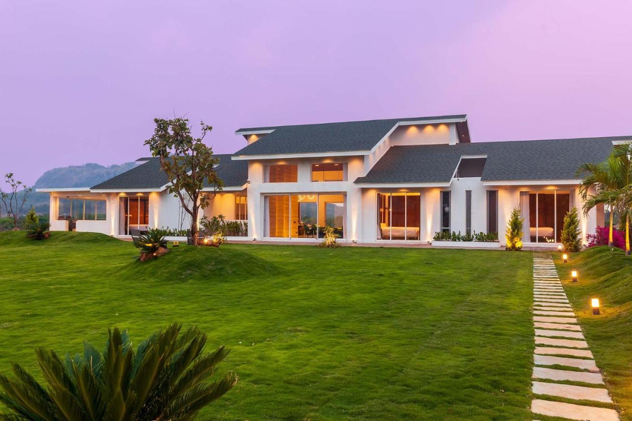 Stayvista's 107: Mountain-view Luxury With Infinity Pool * Lonavala