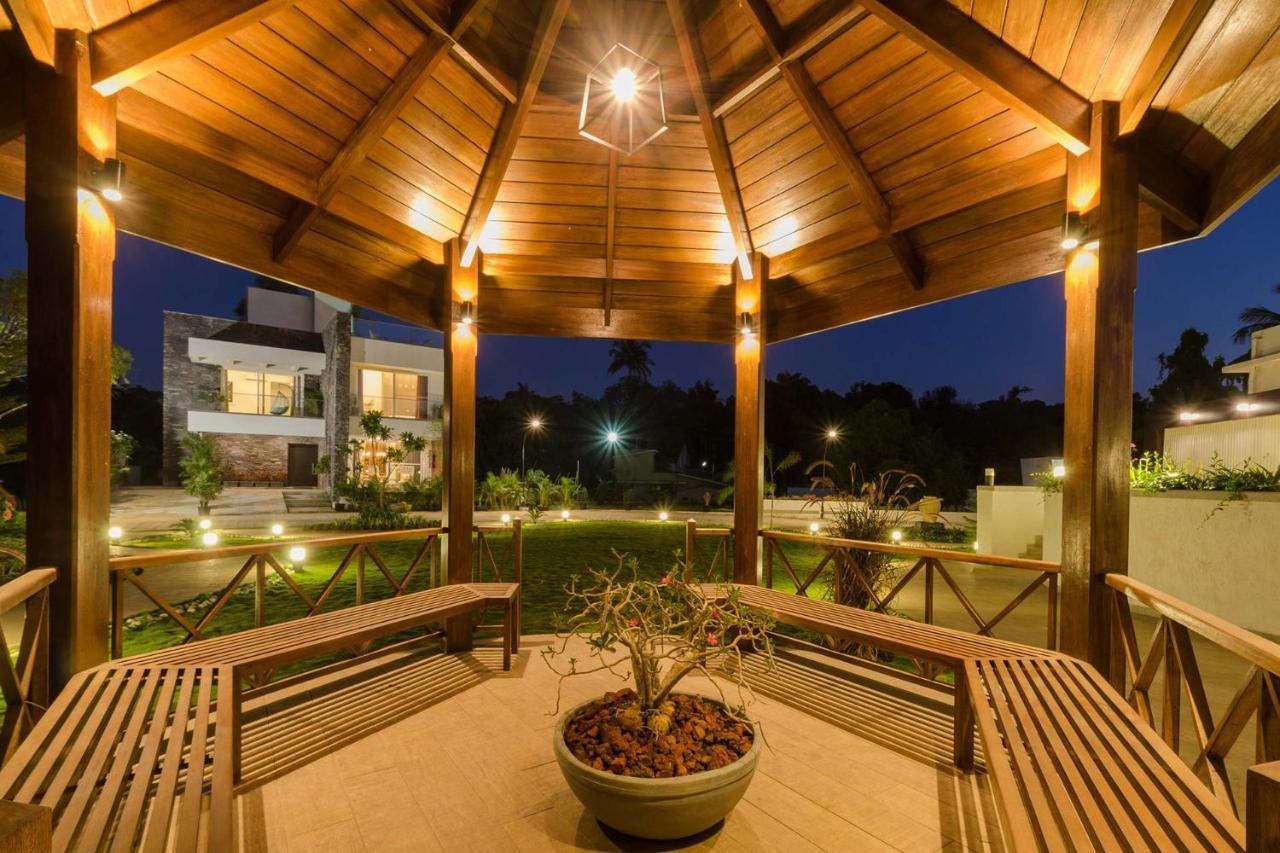 Villa Stayvista's With Private Pool, Games & Terrace Lonavala