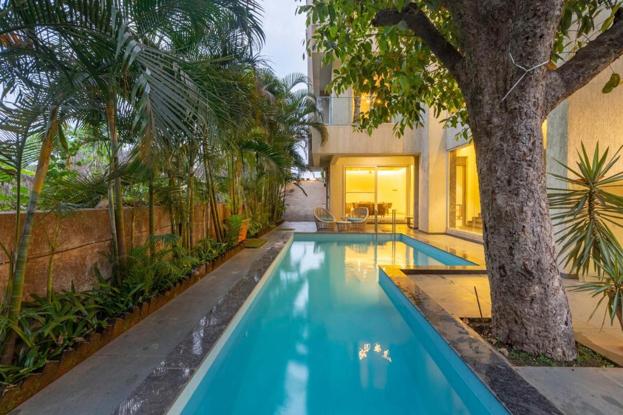 Stayvista's With Private Pool, Games & Terrace *