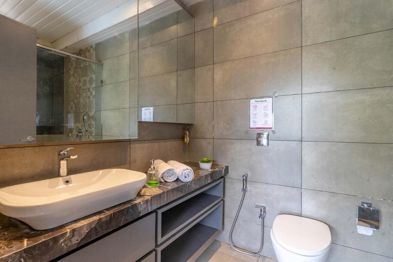 Villa Stayvista's With Private Pool, Games & Terrace