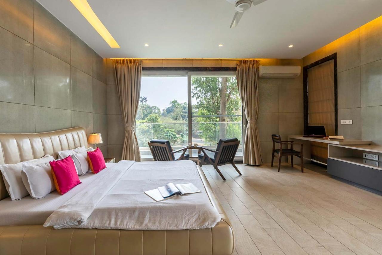 Stayvista's With Private Pool, Games & Terrace *