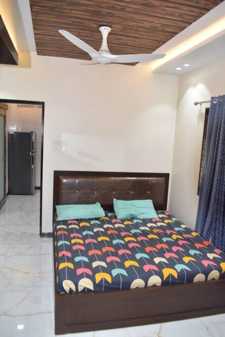 Zara Villa *