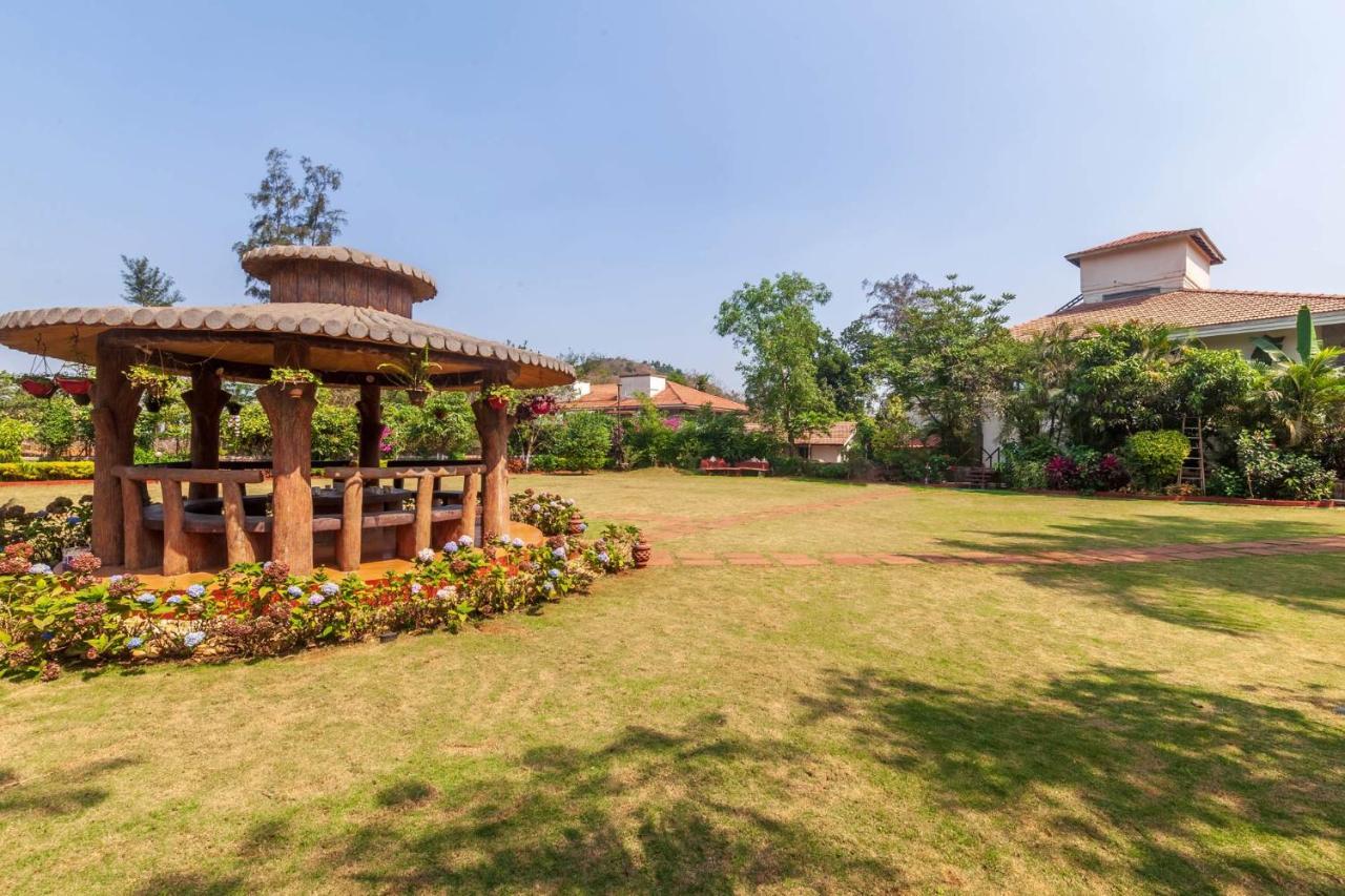 Villa Stayvista's Valencia With Gazebo And Indoor Games