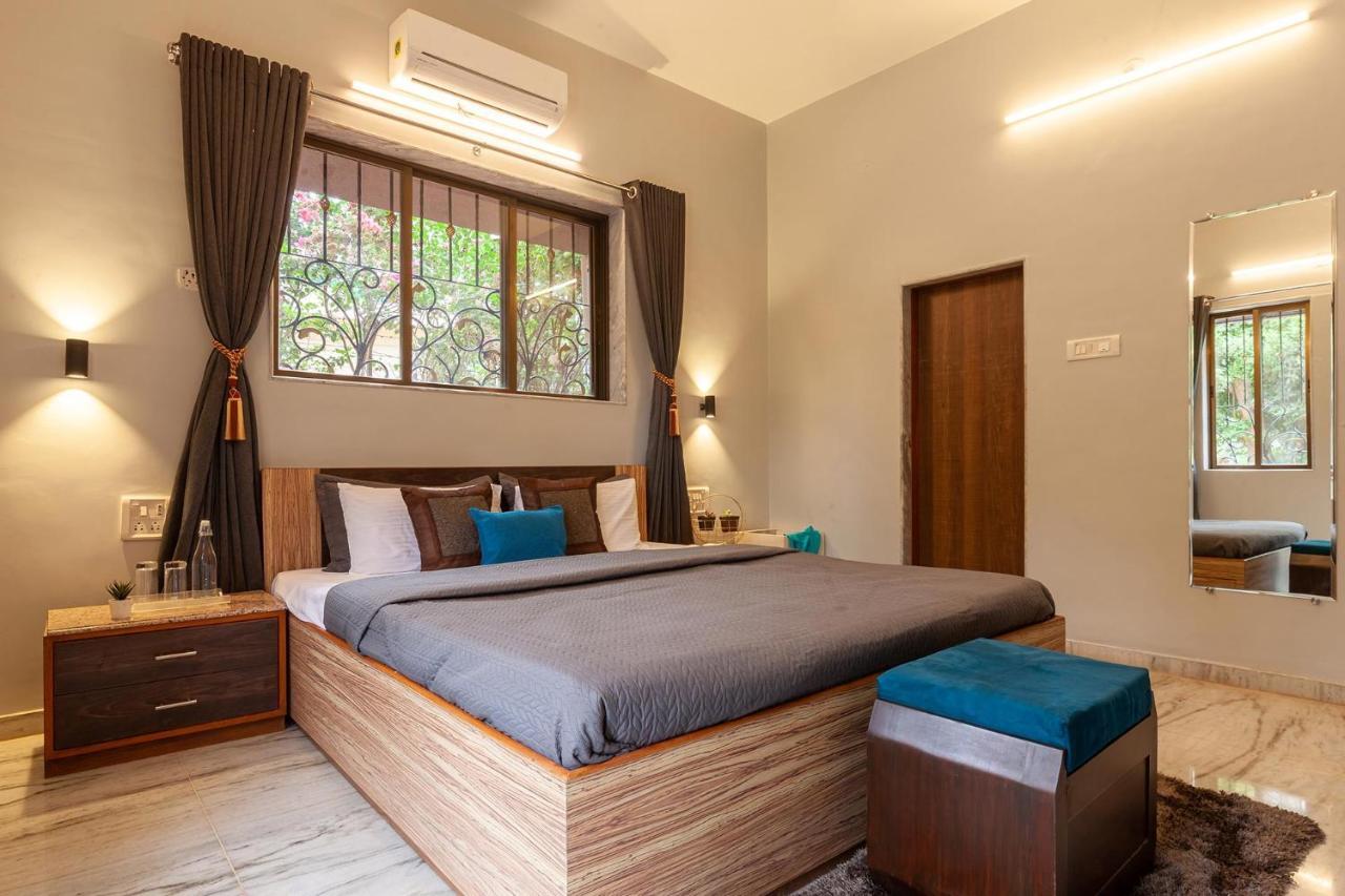 Sunshine Bloom By Stayvista - Your Oasis With Pool, Lawn, Gazebo, And Poker Table Villa *