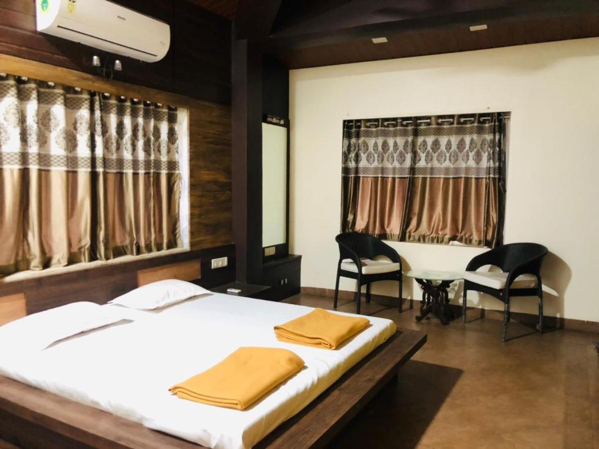 Slice Of Heaven.3-bedroom With Pool & Gazebo Villa Lonavala