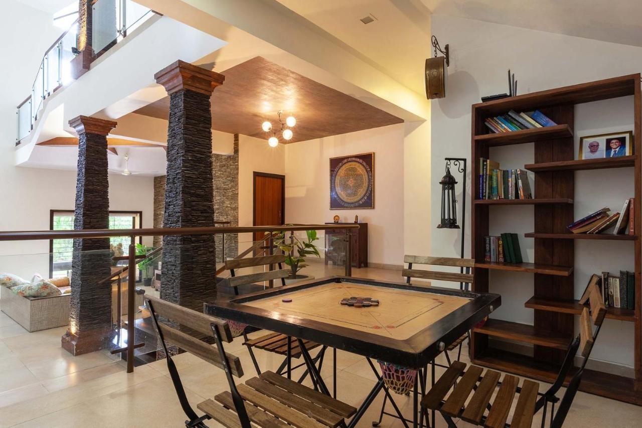 Stayvista's Valencia With Gazebo And Indoor Games Villa