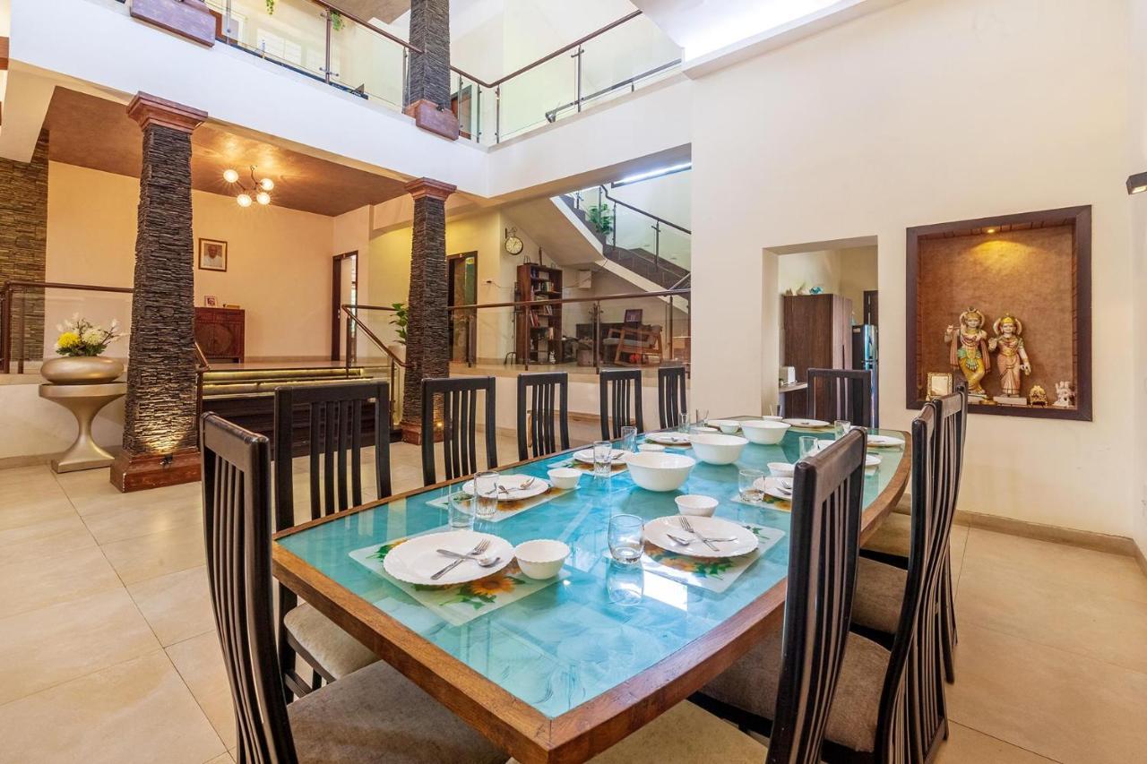 Stayvista's Valencia With Gazebo And Indoor Games Villa *