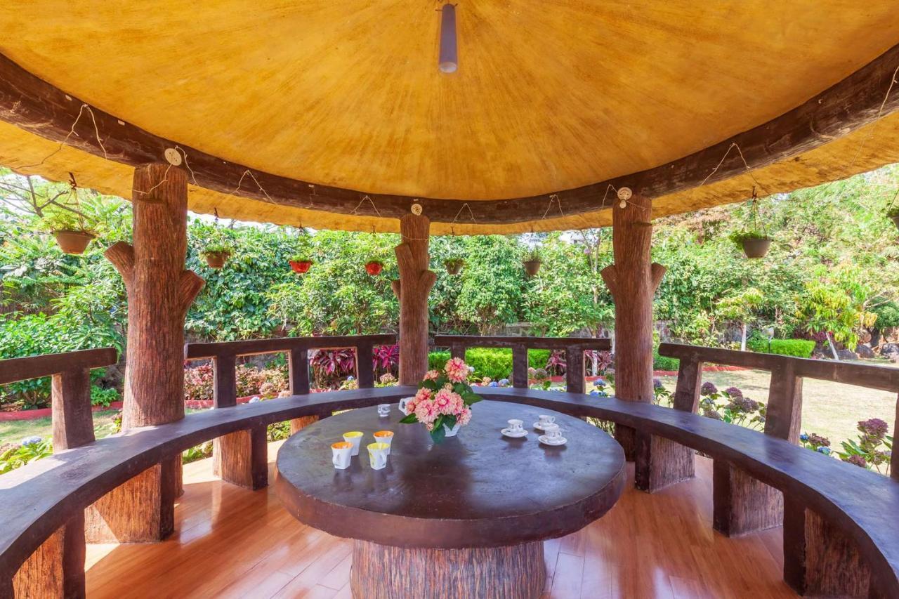 Villa Stayvista's Valencia With Gazebo And Indoor Games *