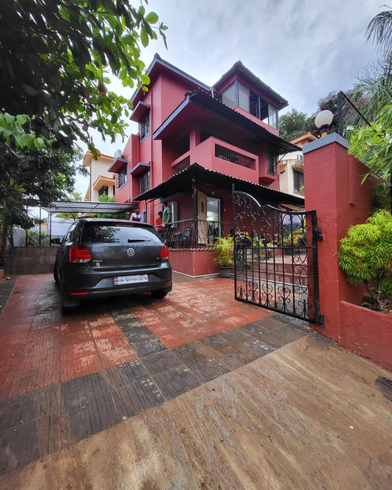 The Perfect Stays- Lal Mahal With Disco Pool Lonavala