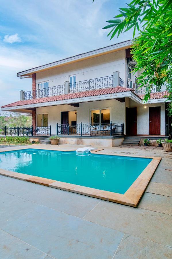 Saffronstays Boulevard Stonehouse - Pool With Mountain Views *