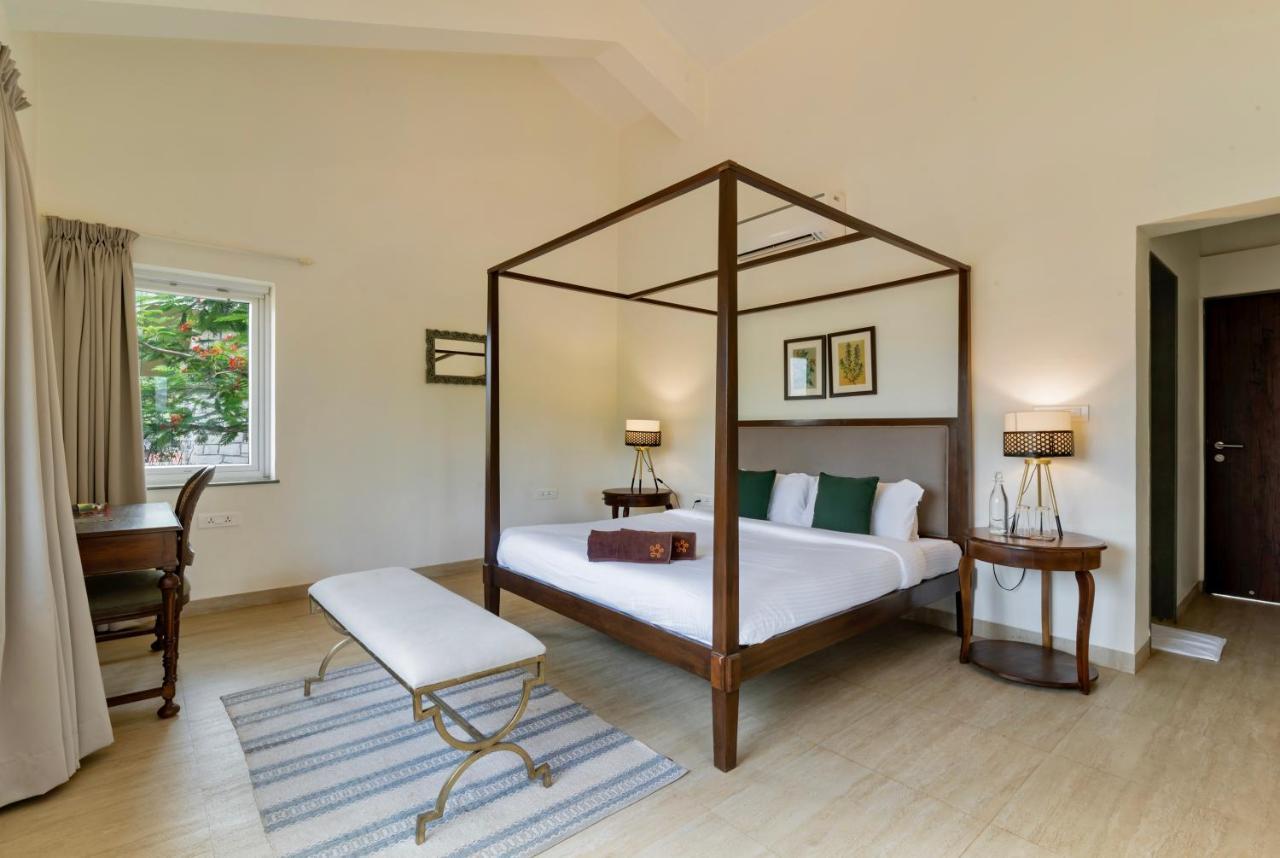Saffronstays Boulevard Stonehouse - Pool With Mountain Views Villa *