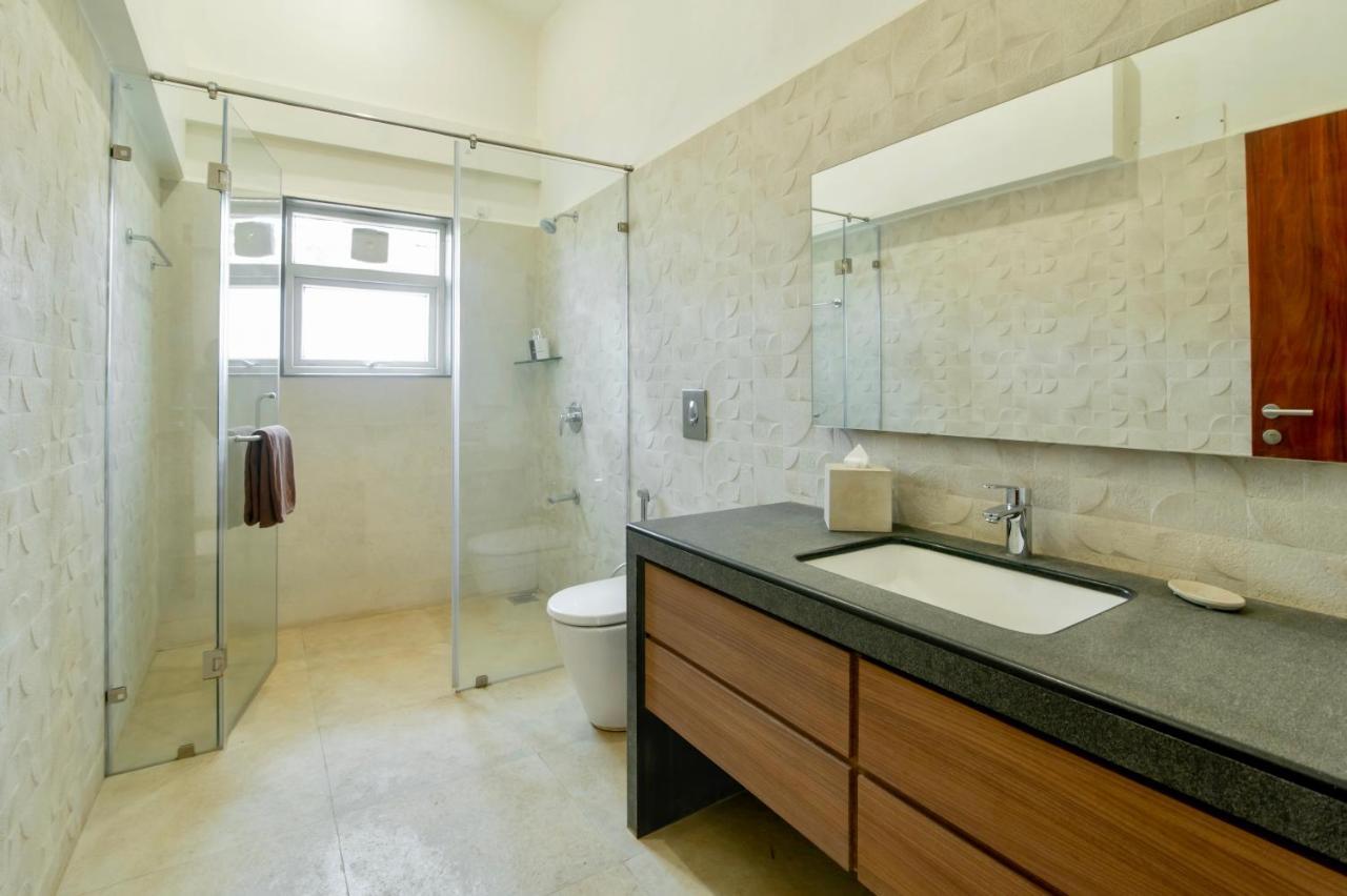 Villa Saffronstays Boulevard Stonehouse - Pool With Mountain Views Lonavala