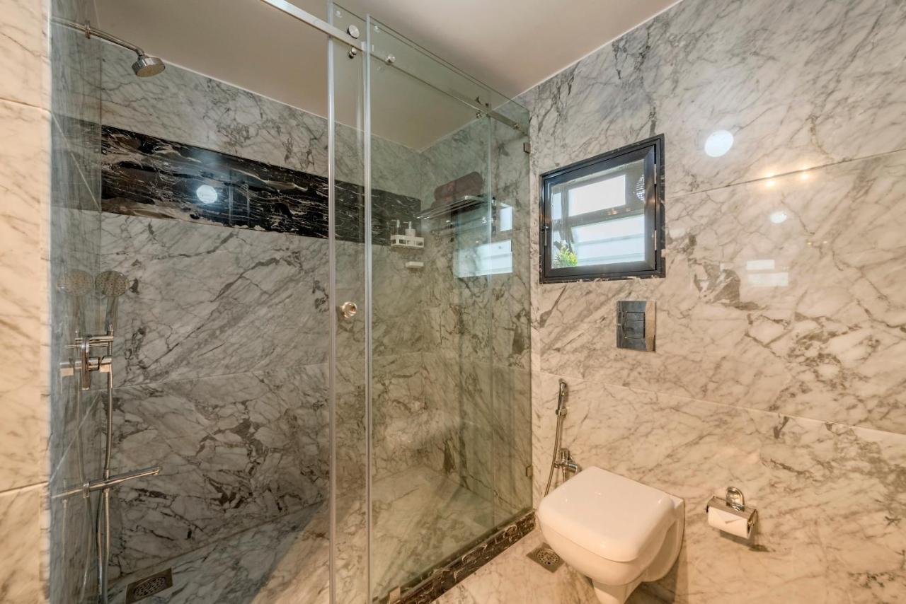 Saffronstays Windermere, - Luxury With Heated Pool, Projector And Indoor Games Villa *