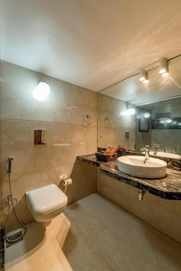 Saffronstays Windermere, - Luxury With Heated Pool, Projector And Indoor Games * Lonavala