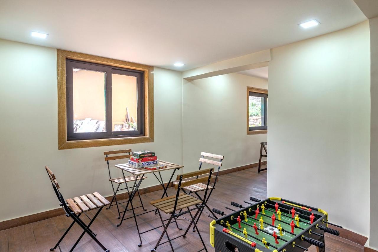 Saffronstays Windermere, - Luxury With Heated Pool, Projector And Indoor Games Villa *