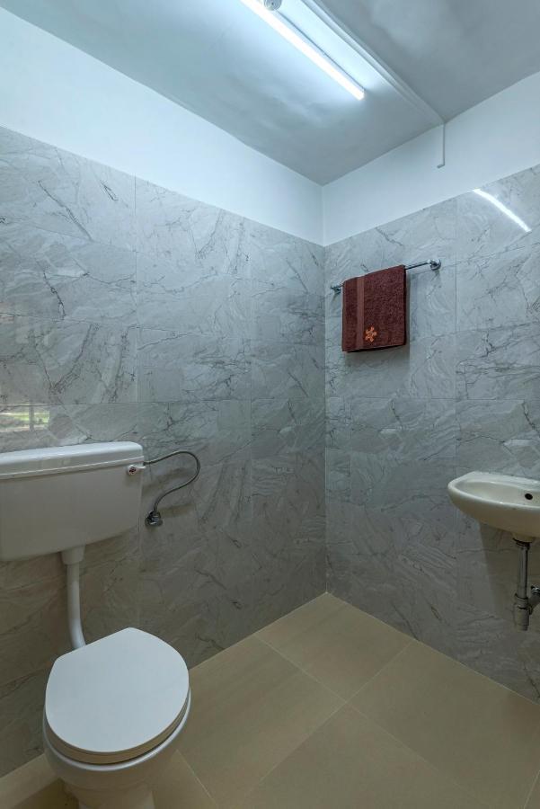 Saffronstays Windermere, - Luxury With Heated Pool, Projector And Indoor Games *