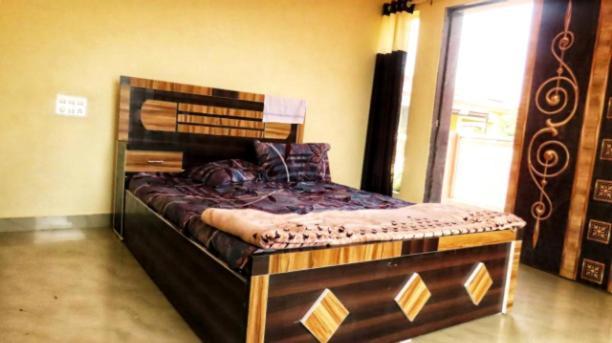Bollywood Villas *