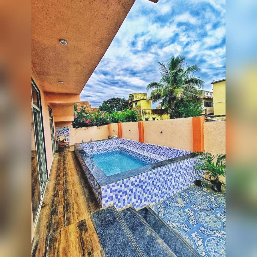 Bollywood Villas