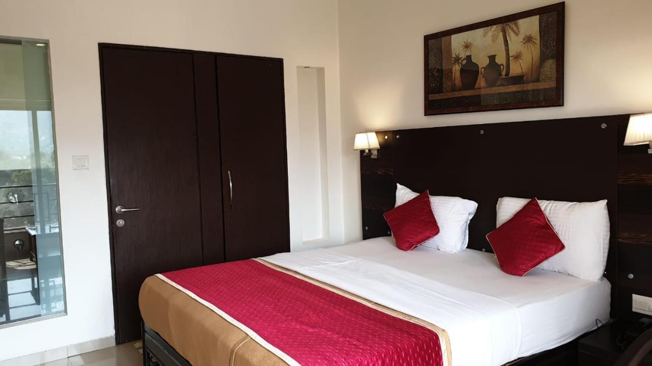 Silver Hills Hotel Lonavala