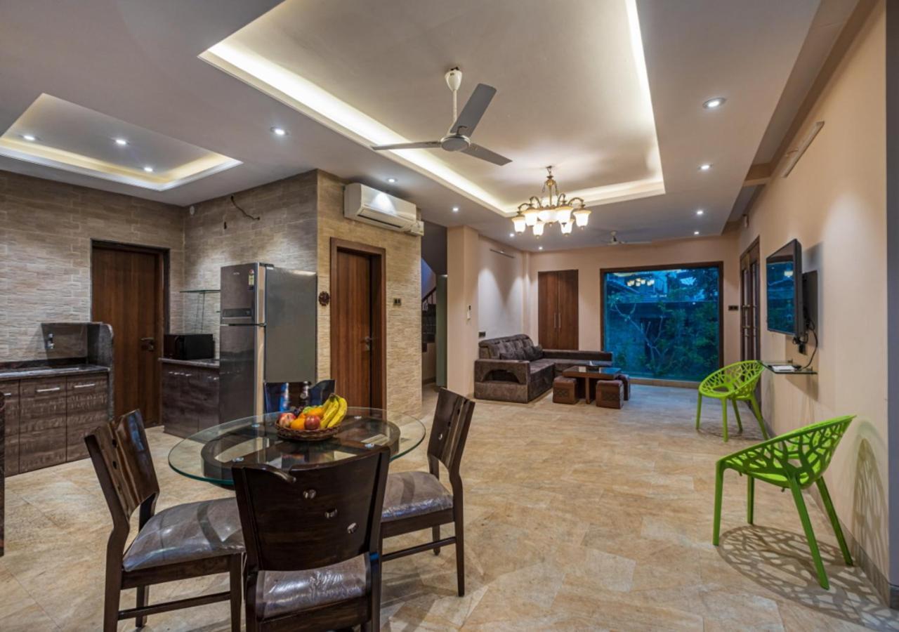 Saffronstays Ebony, Villa Lonavala