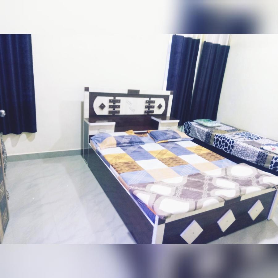 Bollywood Villas *