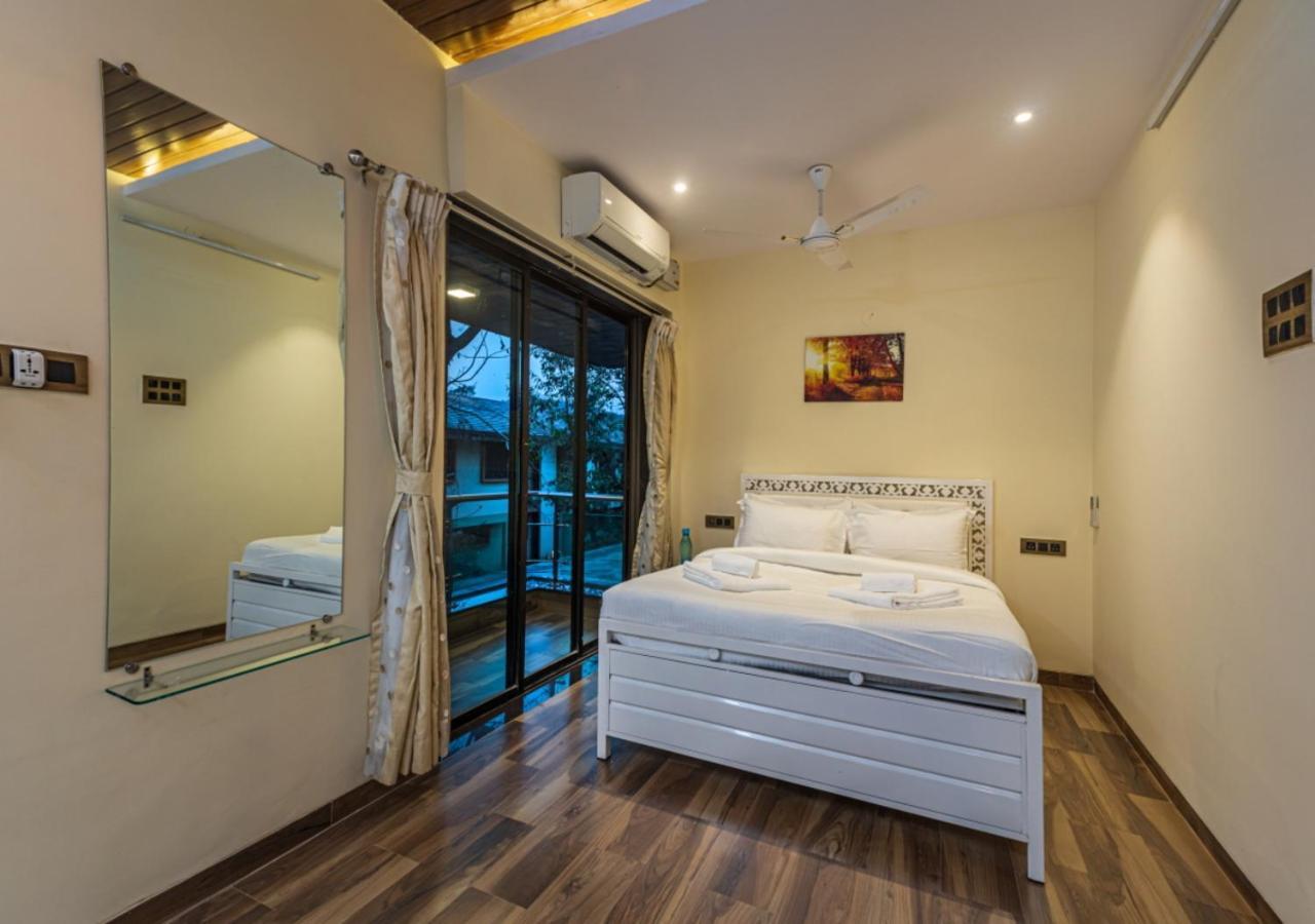 Villa Saffronstays Ebony,