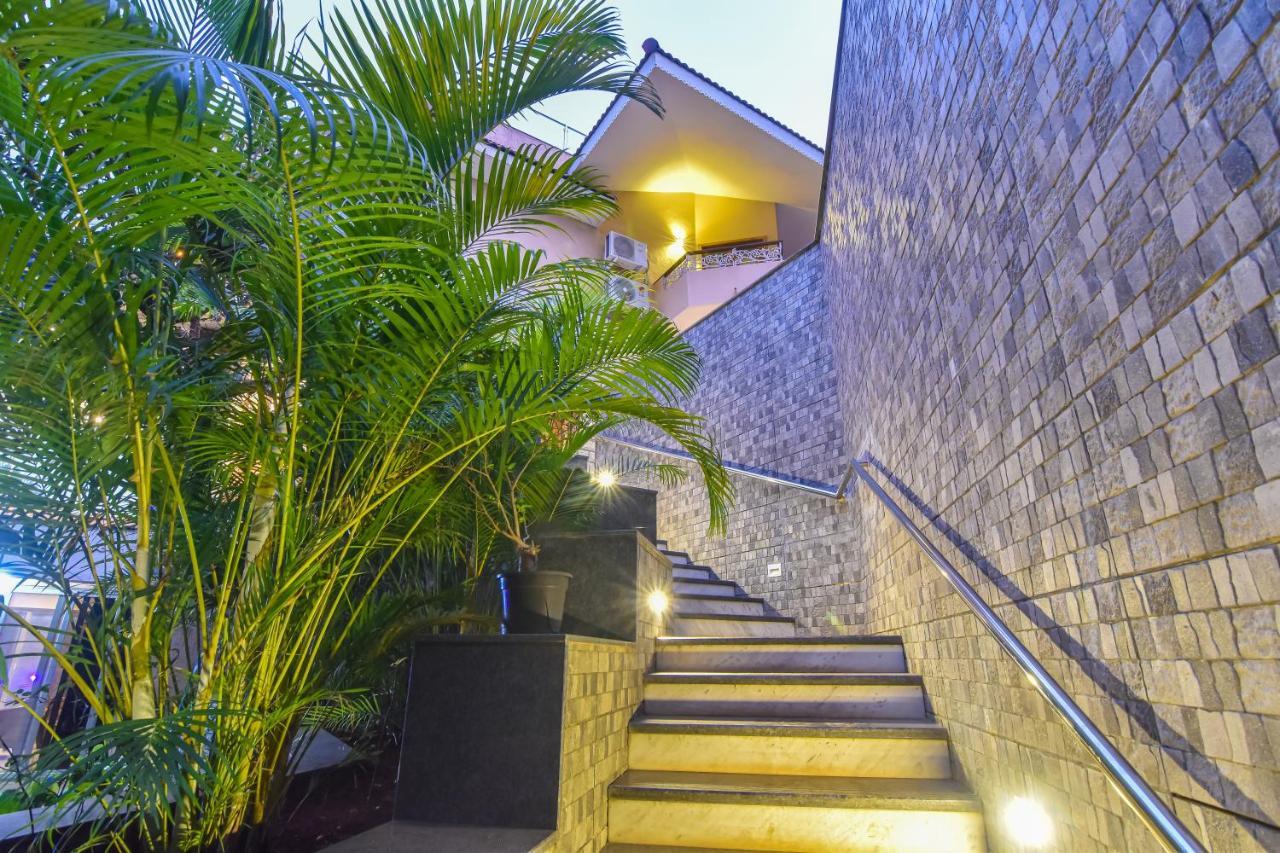 Villa Jalanta Stays - Rustic Atlantia 4bhk Private Pool Lonavala