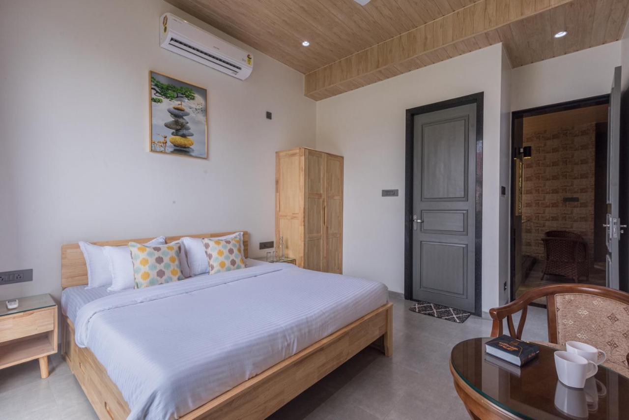 Saffronstays Le Reve - Party With Pool, Gazebo, Games And Steam Villa *