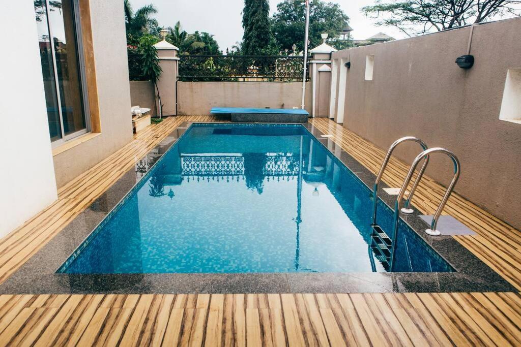 Unit 4 By Red Stone Villas Lonavala