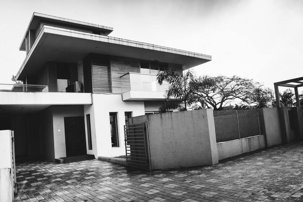 Unit 4 By Red Stone Villas * Lonavala