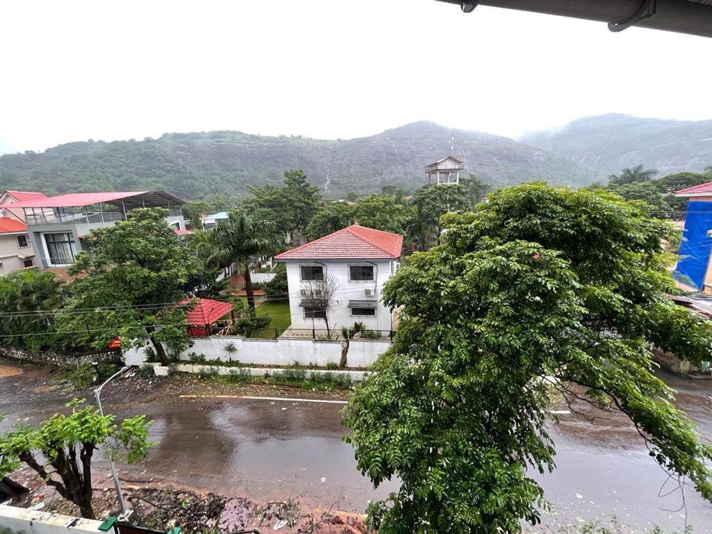 Infamous With Jacuzzi Apartment Lonavala