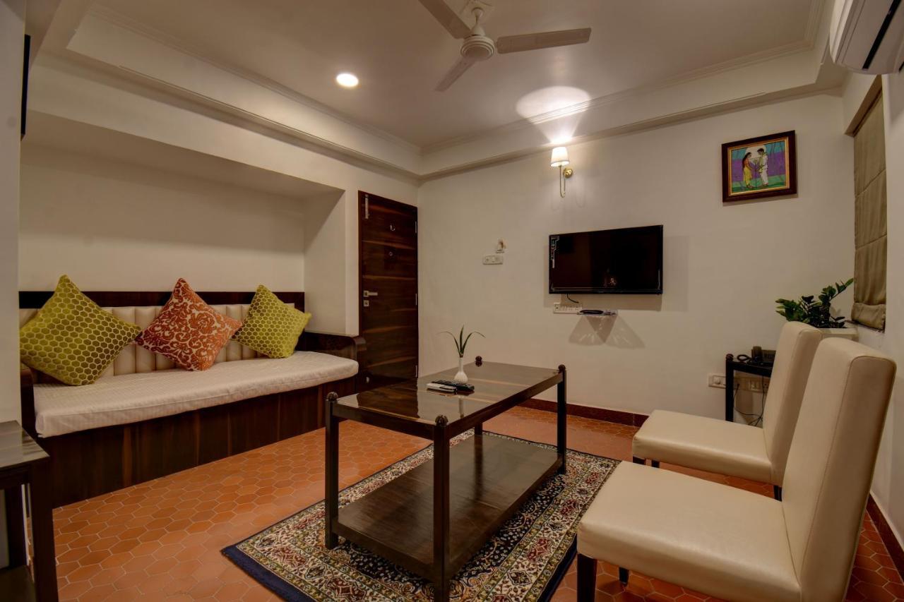 Elite Hotel 3*