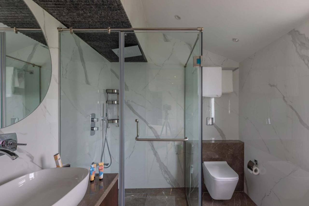 Villa The Grey Medley: Mediterranean Oasis With Pool And Gazebo Lonavala