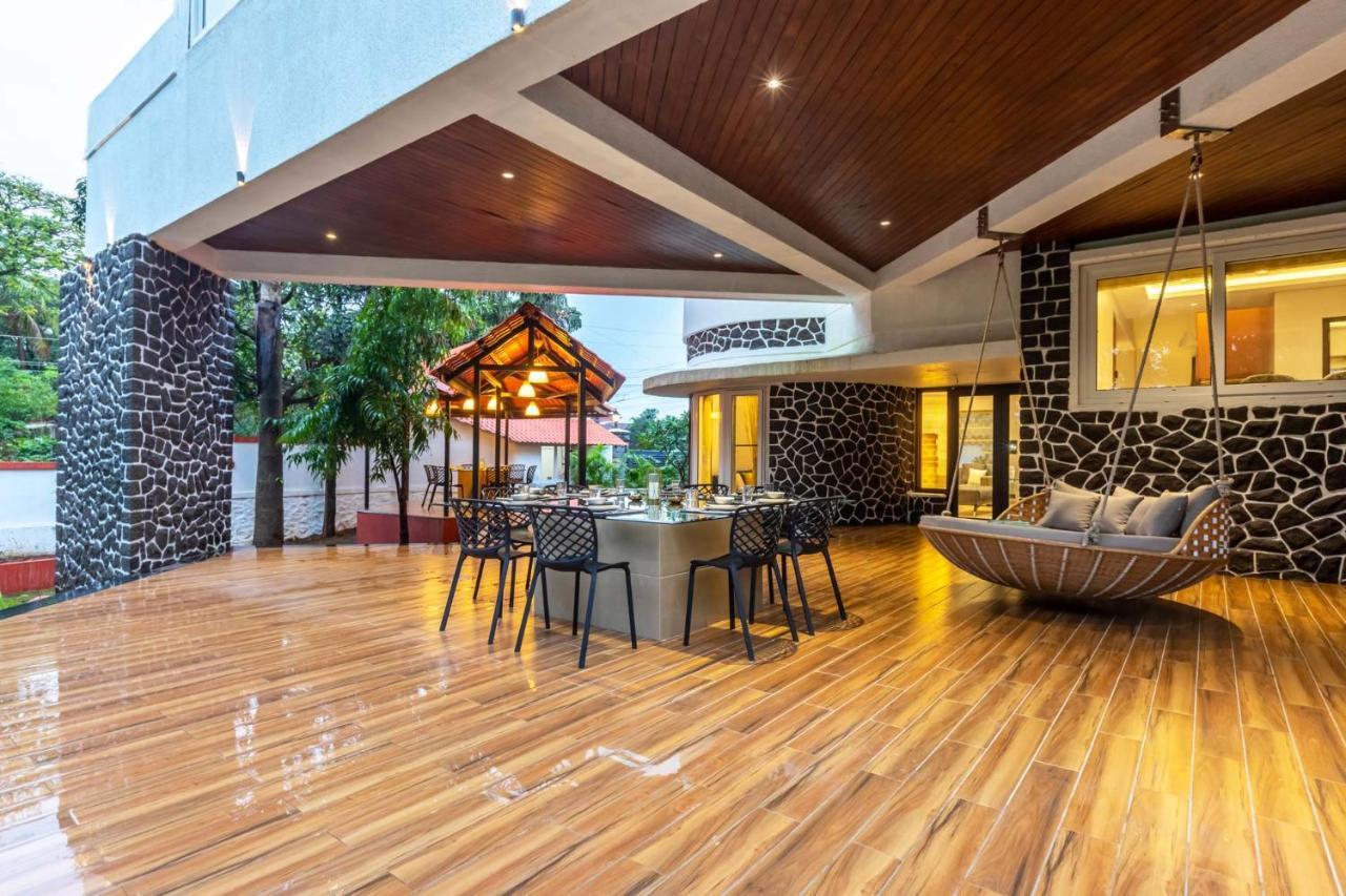 The Grey Medley: Mediterranean Oasis With Pool And Gazebo Villa *