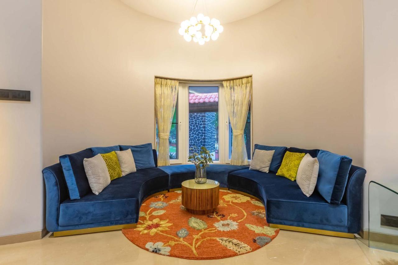 Villa The Grey Medley: Mediterranean Oasis With Pool And Gazebo *