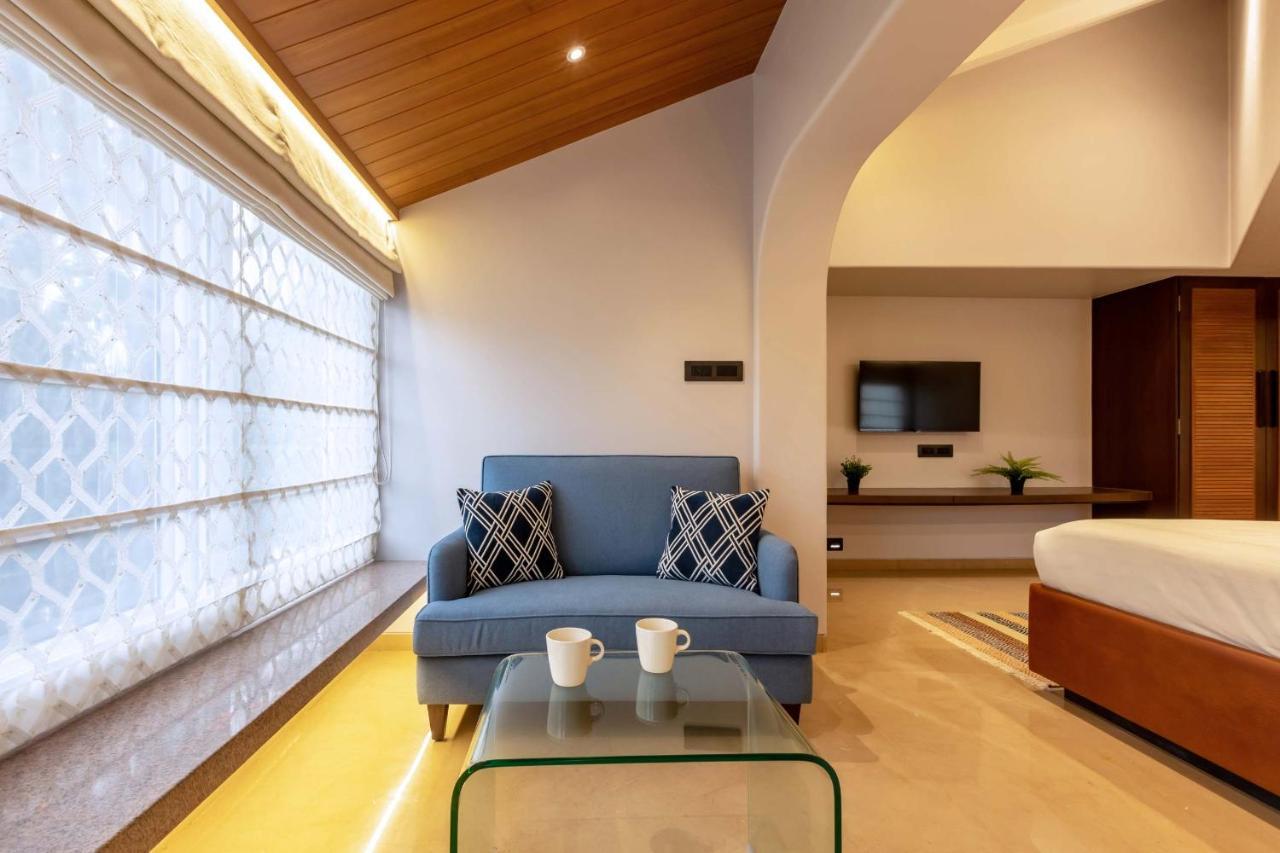 The Grey Medley: Mediterranean Oasis With Pool And Gazebo Villa Lonavala