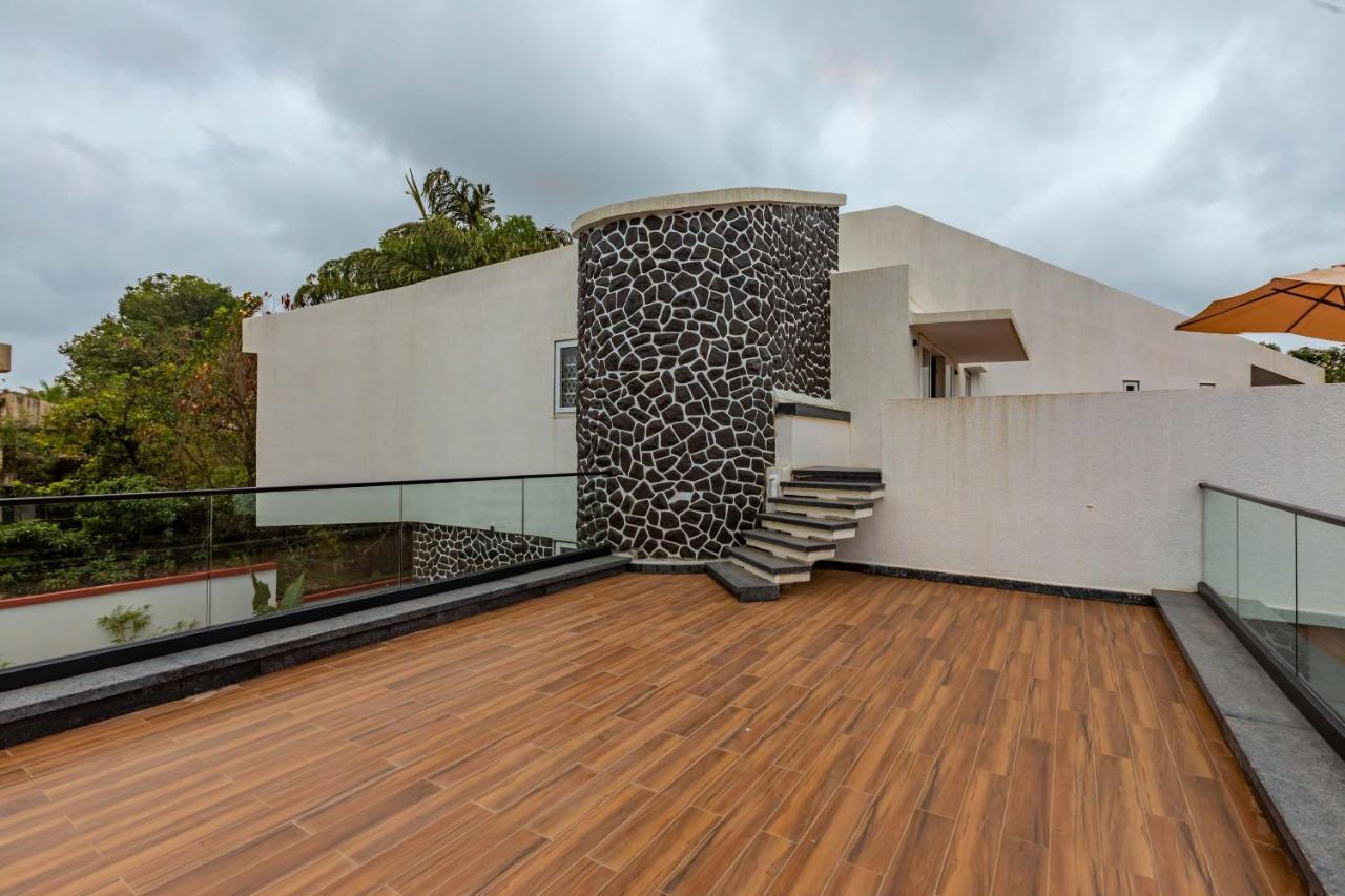 Villa The Grey Medley: Mediterranean Oasis With Pool And Gazebo Lonavala