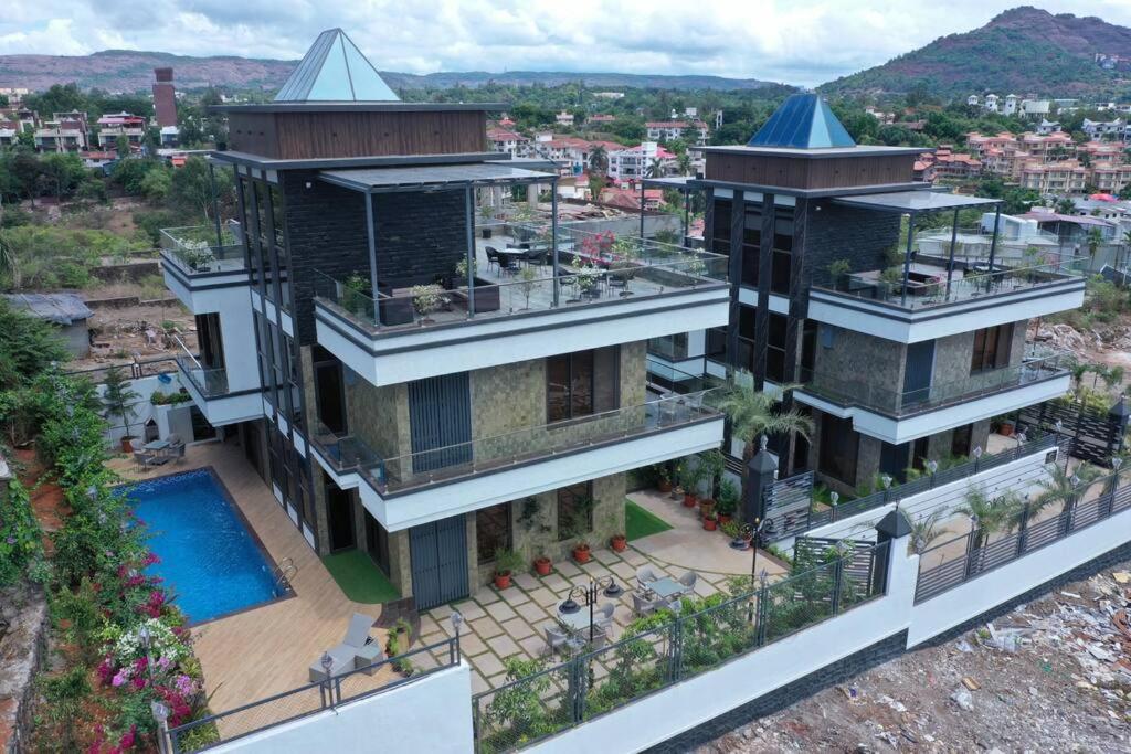 Villa 12bhk Pool Meadows-nest By The Rentalgram *