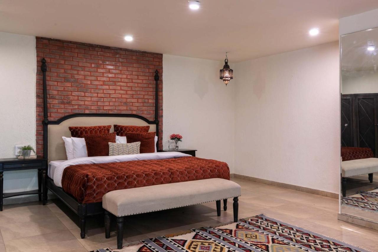 Villa Mawi Infinitty By Stayvista - A Lake-view With An Infinity Pool For A Luxurious *