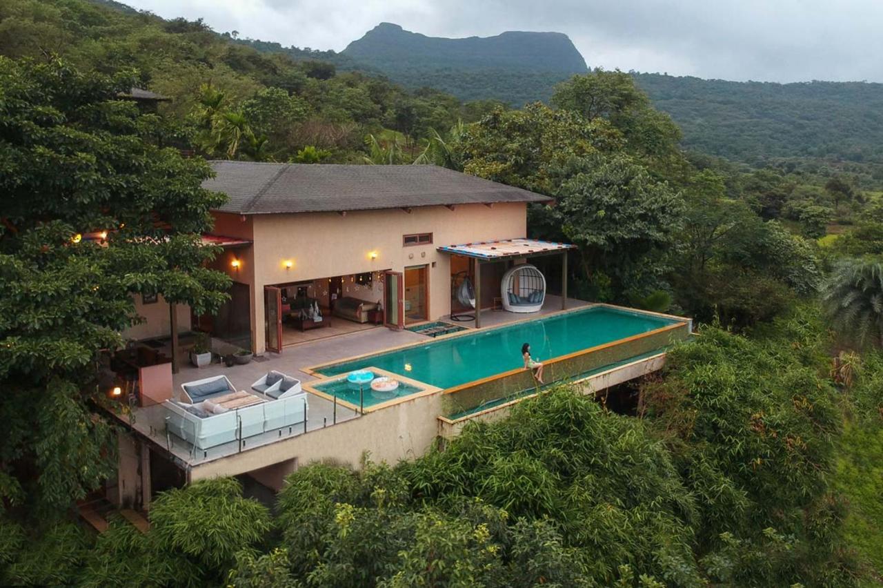 Mawi Infinitty By Stayvista - A Lake-view With An Infinity Pool For A Luxurious